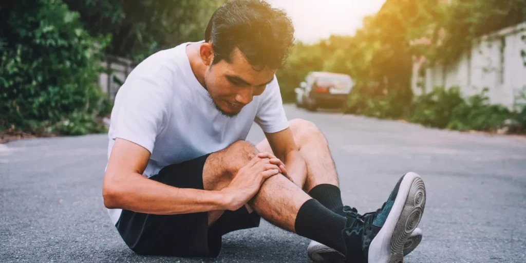 Why Does My Knee Hurt When I Run? Why Does My Knee Hurt When I Run?